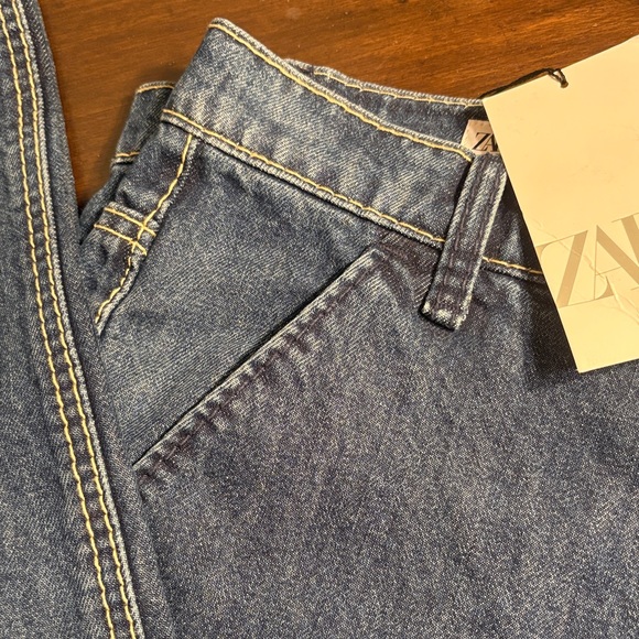 Zara Woman’s Mid Rise Relaxed Wide Leg Denim Jeans - Picture 5 of 11